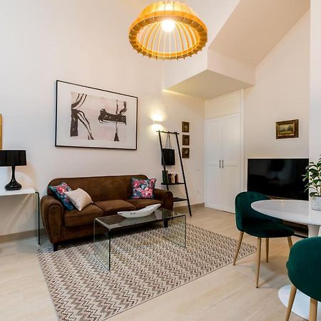 Behouse Cuna Seville Luaran gambar