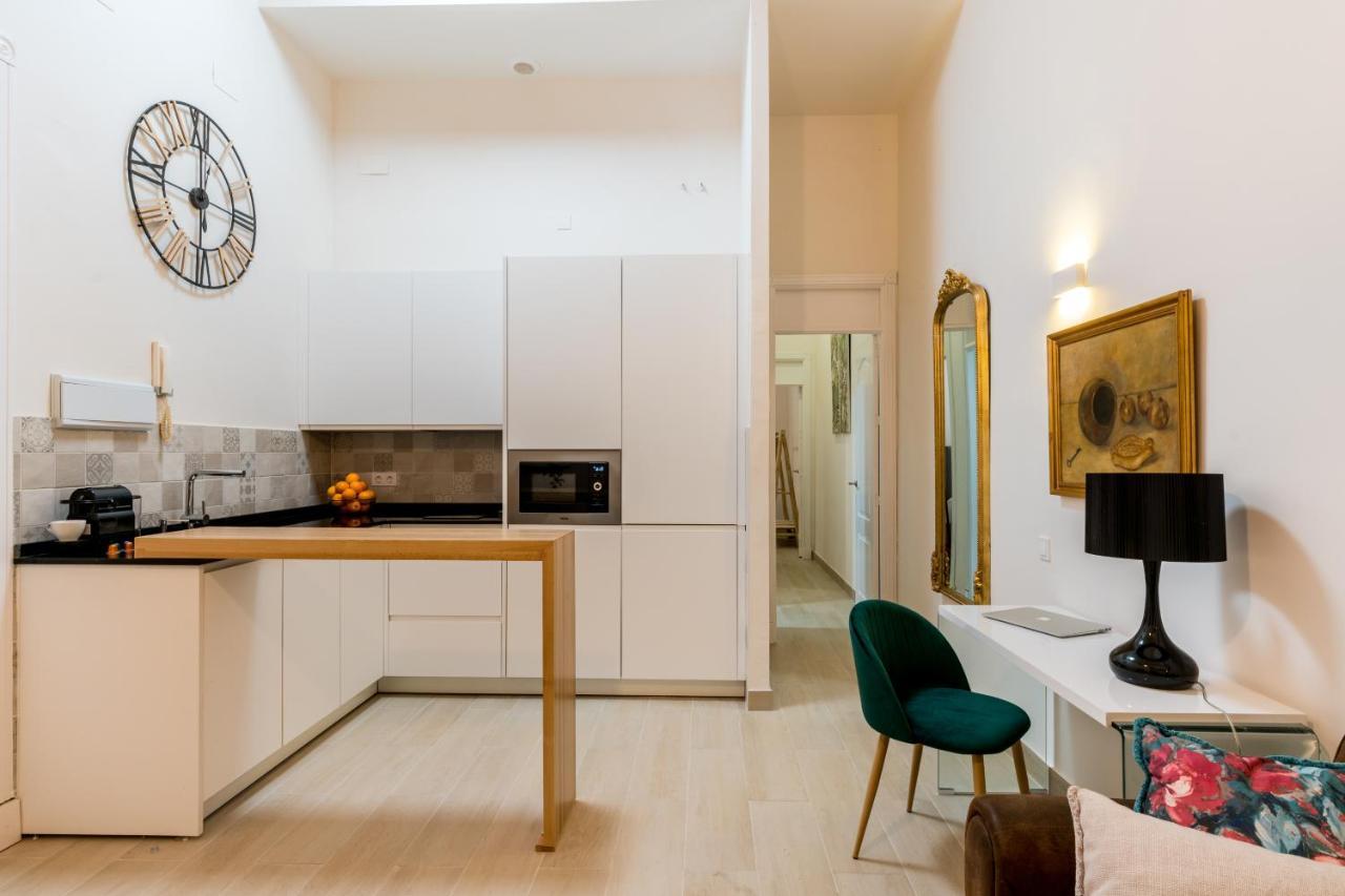 Behouse Cuna Seville Luaran gambar